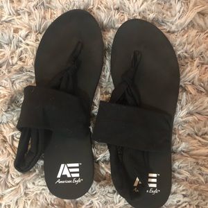 4 for $25💜 Comfy & soft thing sandal